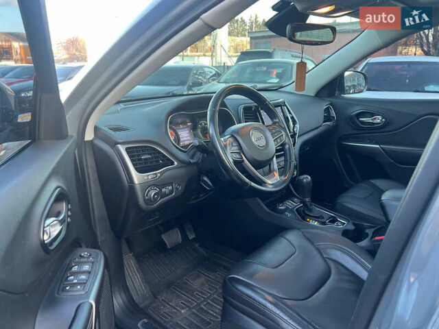 Серый Джип Чероки, объемом двигателя 3.24 л и пробегом 77 тыс. км за 21500 $, фото 16 на Automoto.ua