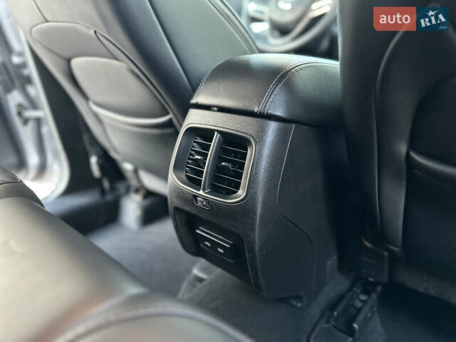 Серый Джип Чероки, объемом двигателя 2.4 л и пробегом 165 тыс. км за 15699 $, фото 234 на Automoto.ua