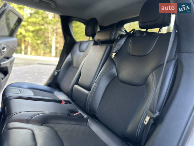 Серый Джип Чероки, объемом двигателя 2.4 л и пробегом 165 тыс. км за 15699 $, фото 246 на Automoto.ua