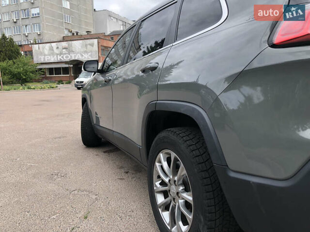 Сірий Джип Cherokee, об'ємом двигуна 3.24 л та пробігом 109 тис. км за 16200 $, фото 19 на Automoto.ua