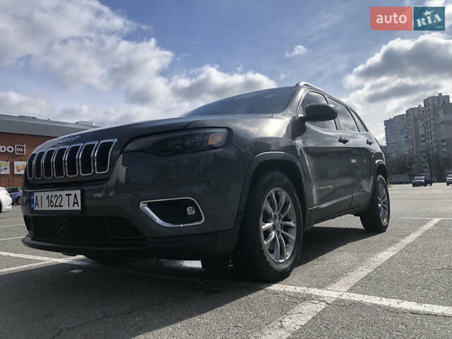 Серый Джип Чероки, объемом двигателя 3.2 л и пробегом 108 тыс. км за 16700 $, фото 8 на Automoto.ua