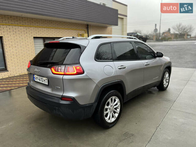 Серый Джип Чероки, объемом двигателя 2.36 л и пробегом 98 тыс. км за 15700 $, фото 10 на Automoto.ua
