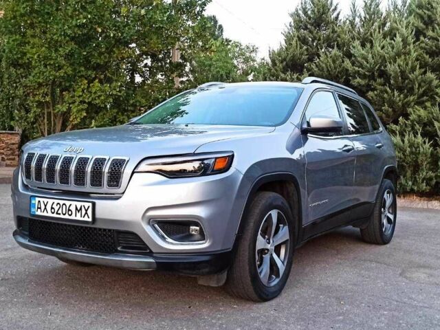 Сірий Джип Cherokee, об'ємом двигуна 3.2 л та пробігом 41 тис. км за 20000 $, фото 8 на Automoto.ua