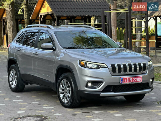 Серый Джип Чероки, объемом двигателя 2.4 л и пробегом 165 тыс. км за 15699 $, фото 85 на Automoto.ua