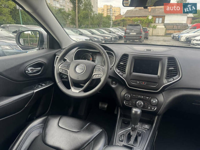 Джип Чероки 2020 в Бердичеве на Automoto.ua Серый Джип Чероки, объемом двигателя 2.4 л и пробегом 51 тыс. км за 16900 $, фото 14 на Automoto.ua