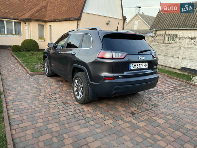 Серый Джип Чероки, объемом двигателя 2.36 л и пробегом 138 тыс. км за 15300 $, фото 5 на Automoto.ua