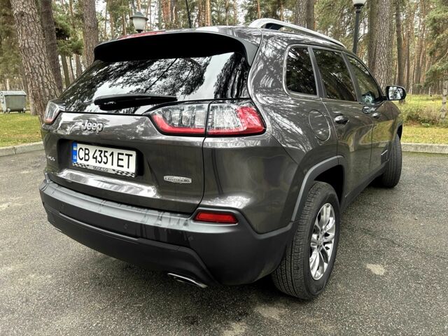 Серый Джип Чероки, объемом двигателя 3.2 л и пробегом 58 тыс. км за 19800 $, фото 2 на Automoto.ua