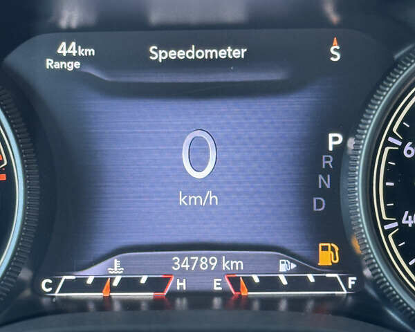Сірий Джип Cherokee, об'ємом двигуна 0 л та пробігом 34 тис. км за 22300 $, фото 20 на Automoto.ua