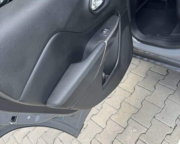 Сірий Джип Cherokee, об'ємом двигуна 3.2 л та пробігом 109 тис. км за 17200 $, фото 20 на Automoto.ua