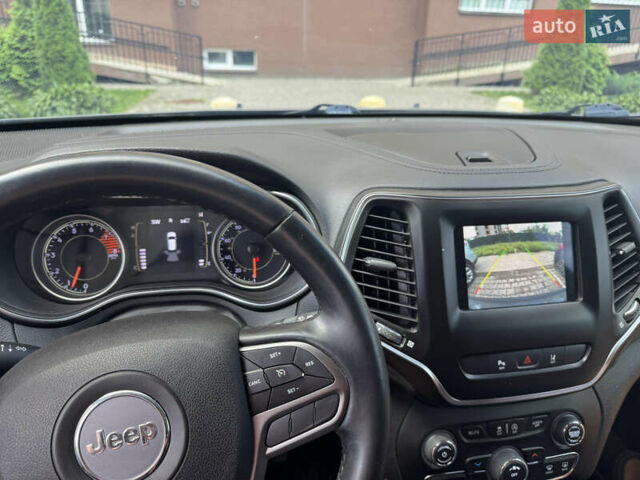 Сірий Джип Cherokee, об'ємом двигуна 3.2 л та пробігом 109 тис. км за 17200 $, фото 29 на Automoto.ua
