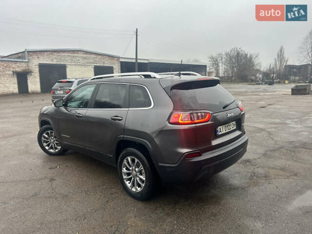 Сірий Джип Cherokee, об'ємом двигуна 2.36 л та пробігом 160 тис. км за 15600 $, фото 4 на Automoto.ua