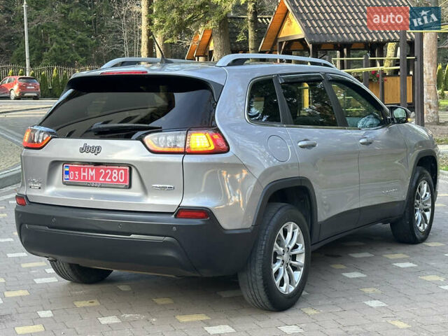 Серый Джип Чероки, объемом двигателя 2.4 л и пробегом 165 тыс. км за 15699 $, фото 162 на Automoto.ua