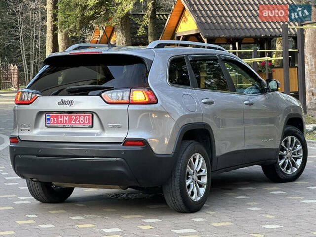 Серый Джип Чероки, объемом двигателя 2.4 л и пробегом 165 тыс. км за 15699 $, фото 122 на Automoto.ua
