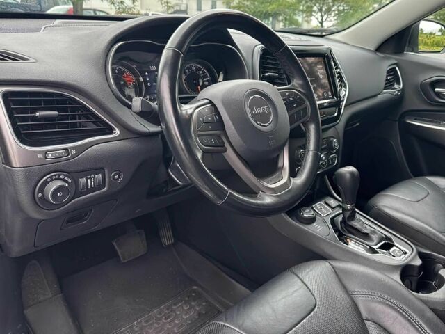 Сірий Джип Cherokee, об'ємом двигуна 3.2 л та пробігом 47 тис. км за 12000 $, фото 8 на Automoto.ua