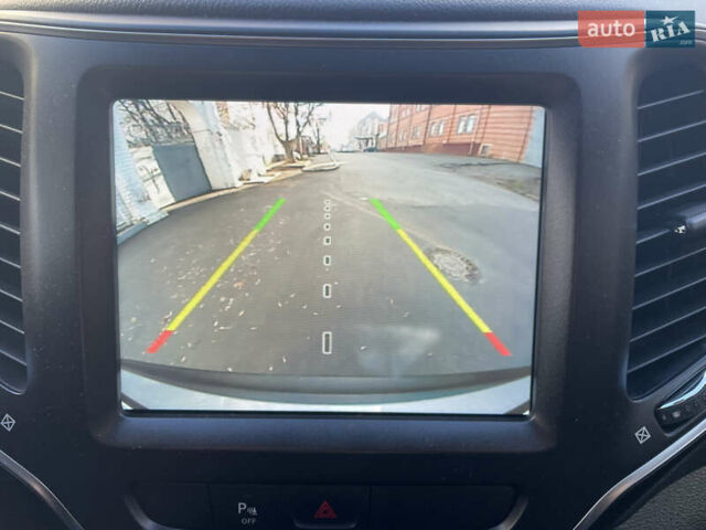 Сірий Джип Cherokee, об'ємом двигуна 3.24 л та пробігом 51 тис. км за 22800 $, фото 12 на Automoto.ua