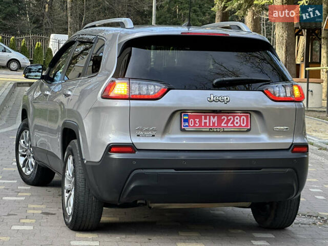 Серый Джип Чероки, объемом двигателя 2.4 л и пробегом 165 тыс. км за 15699 $, фото 93 на Automoto.ua