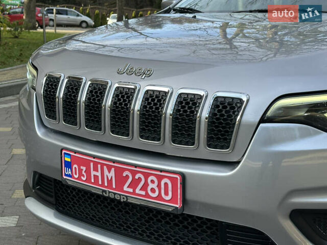 Серый Джип Чероки, объемом двигателя 2.4 л и пробегом 165 тыс. км за 15699 $, фото 37 на Automoto.ua