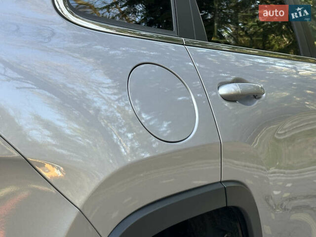 Серый Джип Чероки, объемом двигателя 2.4 л и пробегом 165 тыс. км за 15699 $, фото 140 на Automoto.ua