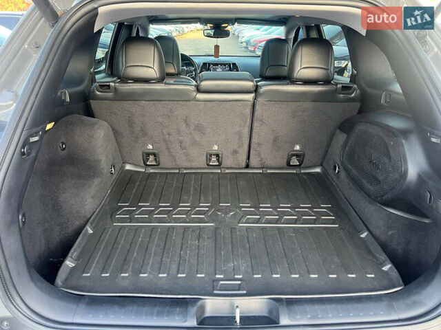 Серый Джип Чероки, объемом двигателя 3.24 л и пробегом 77 тыс. км за 21500 $, фото 9 на Automoto.ua