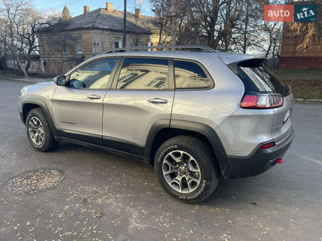 Сірий Джип Cherokee, об'ємом двигуна 3.24 л та пробігом 51 тис. км за 22800 $, фото 4 на Automoto.ua