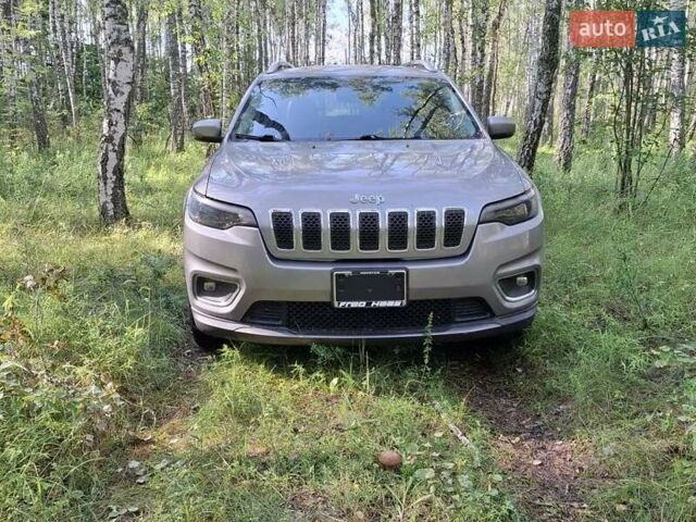 Сірий Джип Cherokee, об'ємом двигуна 2.4 л та пробігом 160 тис. км за 15500 $, фото 3 на Automoto.ua
