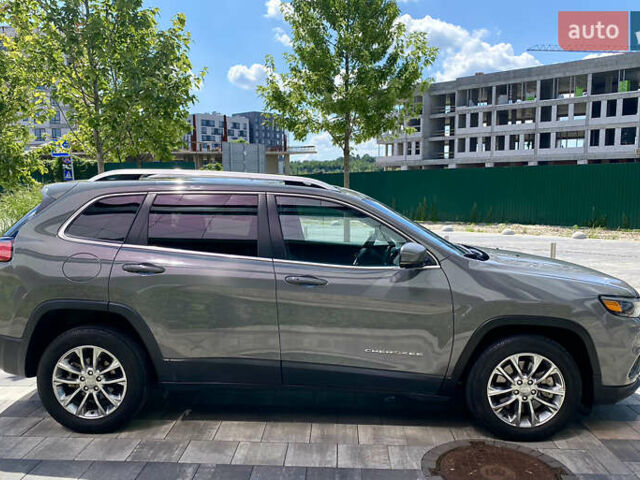 Сірий Джип Cherokee, об'ємом двигуна 2.36 л та пробігом 71 тис. км за 18700 $, фото 16 на Automoto.ua
