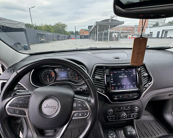 Сірий Джип Cherokee, об'ємом двигуна 3.2 л та пробігом 74 тис. км за 22500 $, фото 14 на Automoto.ua