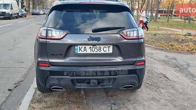 Серый Джип Чероки, объемом двигателя 3.24 л и пробегом 63 тыс. км за 21900 $, фото 5 на Automoto.ua
