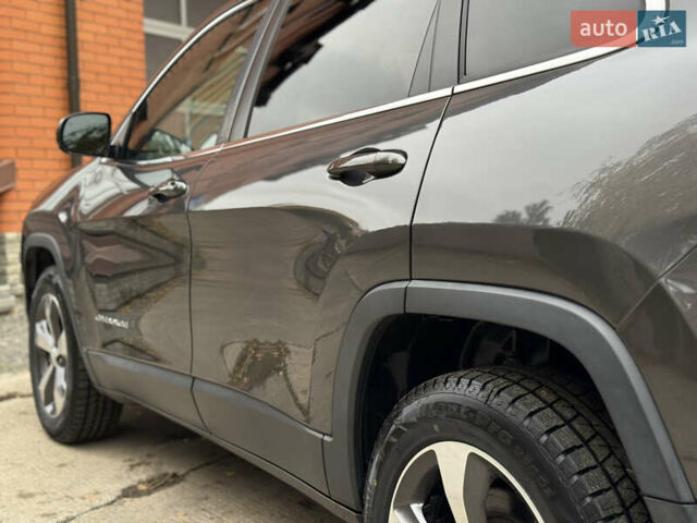 Сірий Джип Cherokee, об'ємом двигуна 3.24 л та пробігом 104 тис. км за 17200 $, фото 32 на Automoto.ua