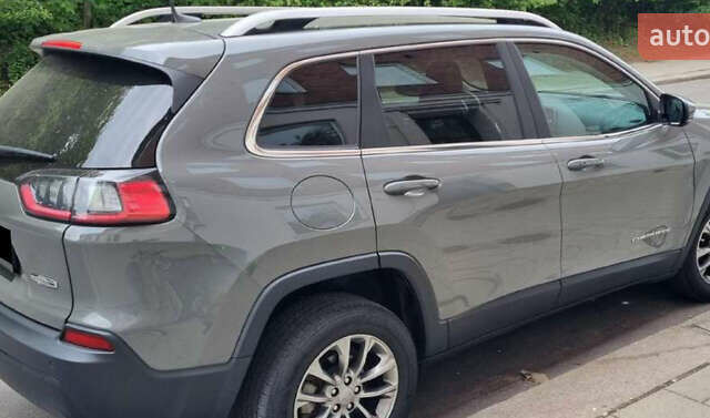 Серый Джип Чероки, объемом двигателя 2.4 л и пробегом 37 тыс. км за 21000 $, фото 4 на Automoto.ua