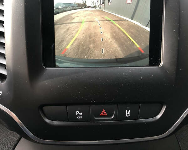 Серый Джип Чероки, объемом двигателя 3.2 л и пробегом 108 тыс. км за 16700 $, фото 27 на Automoto.ua