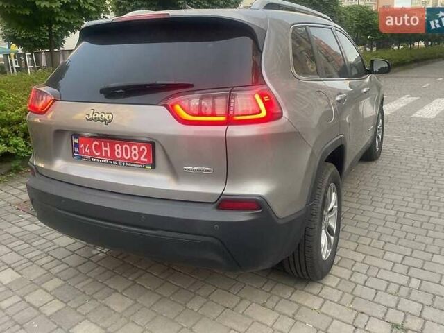 Сірий Джип Cherokee, об'ємом двигуна 2.36 л та пробігом 140 тис. км за 15500 $, фото 2 на Automoto.ua