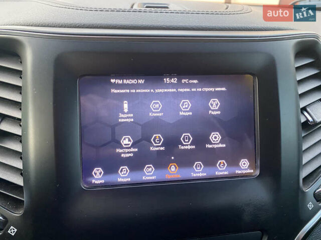 Серый Джип Чероки, объемом двигателя 2.36 л и пробегом 138 тыс. км за 15300 $, фото 12 на Automoto.ua