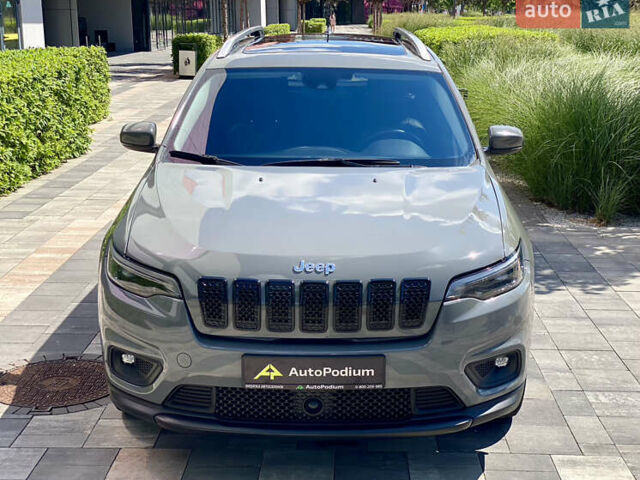 Джип Чероки 2020 в Киеве на Automoto.ua Серый Джип Чероки, объемом двигателя 2.36 л и пробегом 71 тыс. км за 18500 $, фото 4 на Automoto.ua