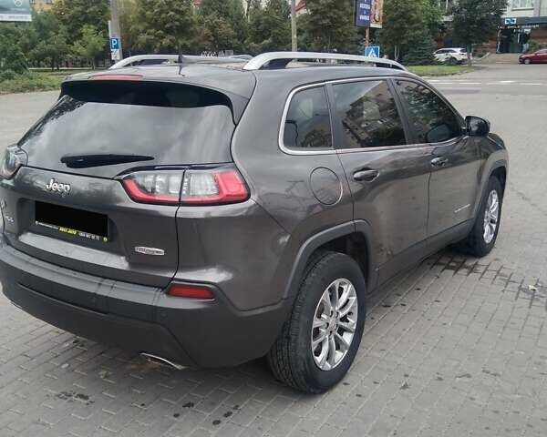 Сірий Джип Cherokee, об'ємом двигуна 3.24 л та пробігом 73 тис. км за 18100 $, фото 3 на Automoto.ua
