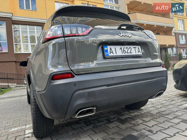 Сірий Джип Cherokee, об'ємом двигуна 3.2 л та пробігом 109 тис. км за 17200 $, фото 13 на Automoto.ua