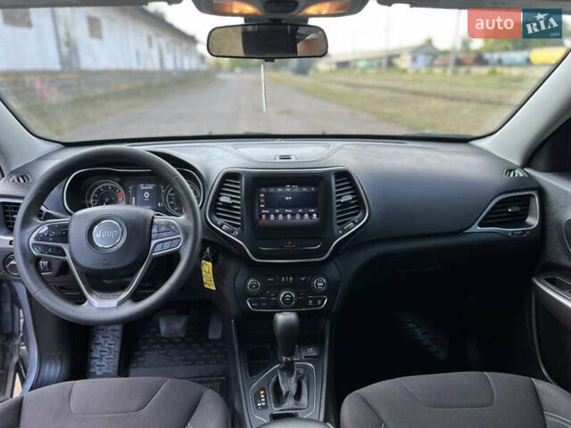 Сірий Джип Cherokee, об'ємом двигуна 2.36 л та пробігом 98 тис. км за 16500 $, фото 30 на Automoto.ua