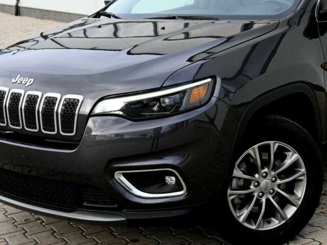 Серый Джип Чероки, объемом двигателя 2.4 л и пробегом 82 тыс. км за 10200 $, фото 3 на Automoto.ua