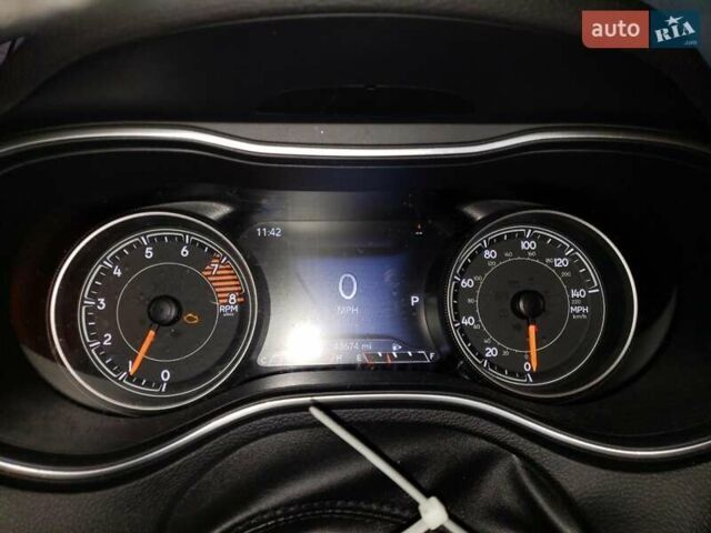 Сірий Джип Cherokee, об'ємом двигуна 3.2 л та пробігом 79 тис. км за 3300 $, фото 8 на Automoto.ua