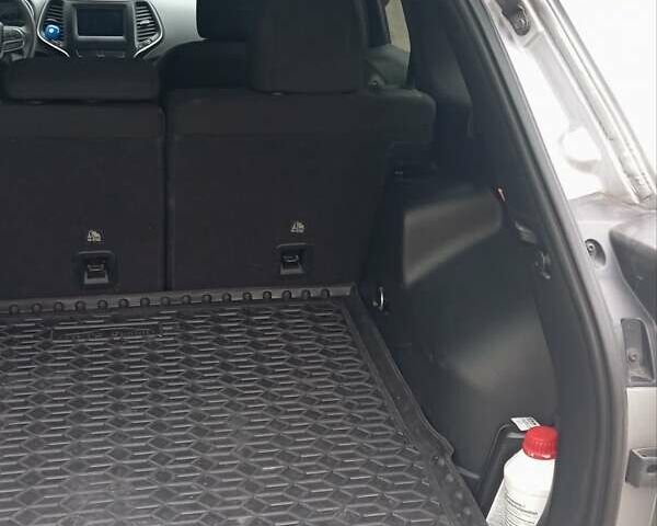 Сірий Джип Cherokee, об'ємом двигуна 2.36 л та пробігом 128 тис. км за 16000 $, фото 28 на Automoto.ua