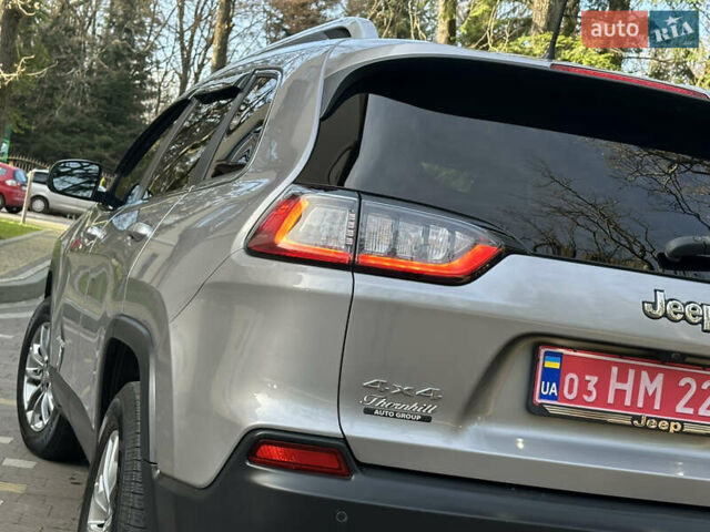 Серый Джип Чероки, объемом двигателя 2.4 л и пробегом 165 тыс. км за 15699 $, фото 107 на Automoto.ua