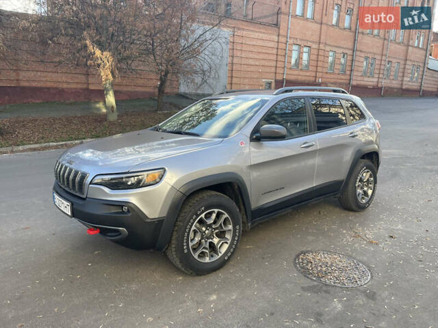 Сірий Джип Cherokee, об'ємом двигуна 3.24 л та пробігом 51 тис. км за 22800 $, фото 1 на Automoto.ua