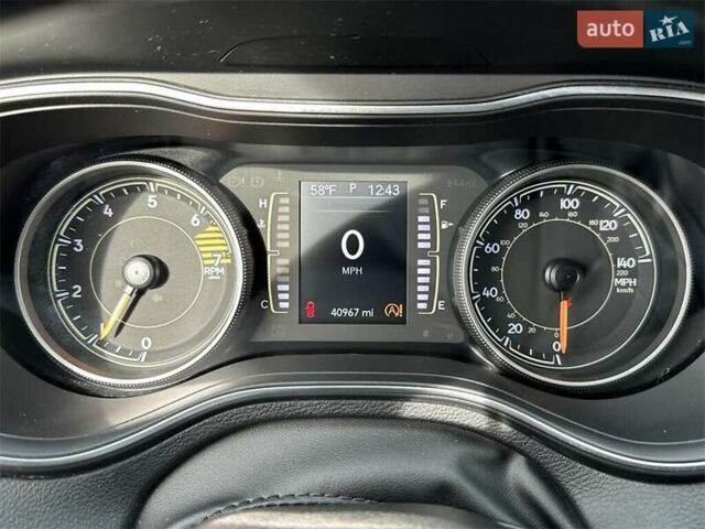 Сірий Джип Cherokee, об'ємом двигуна 2.36 л та пробігом 66 тис. км за 4100 $, фото 17 на Automoto.ua