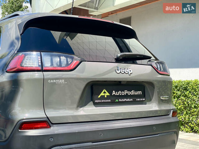 Сірий Джип Cherokee, об'ємом двигуна 2.36 л та пробігом 71 тис. км за 18700 $, фото 14 на Automoto.ua