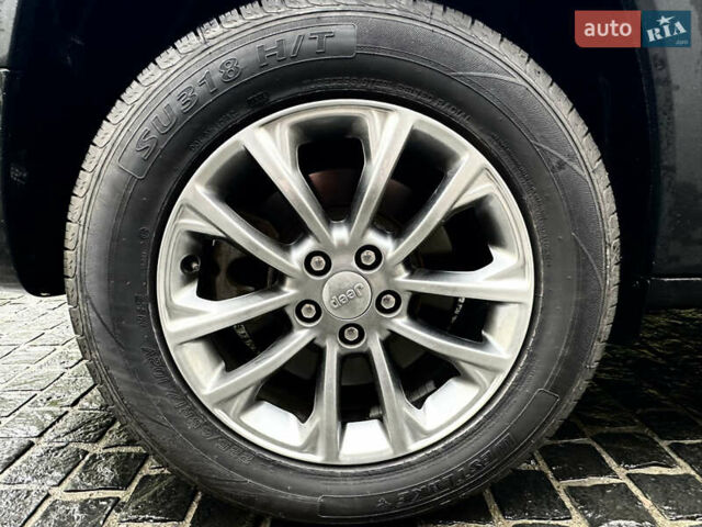Джип Чероки 2020 в Киеве на Automoto.ua Серый Джип Чероки, объемом двигателя 2.36 л и пробегом 121 тыс. км за 18300 $, фото 18 на Automoto.ua