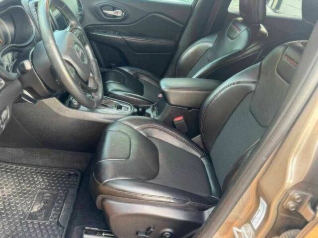 Джип Чероки 2020 в Житомире на Automoto.ua Серый Джип Чероки, объемом двигателя 3.2 л и пробегом 45 тыс. км за 5900 $, фото 6 на Automoto.ua