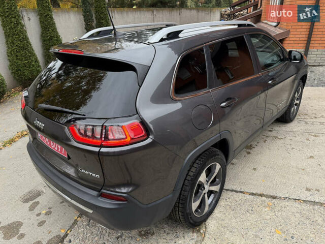 Сірий Джип Cherokee, об'ємом двигуна 3.24 л та пробігом 104 тис. км за 17200 $, фото 24 на Automoto.ua