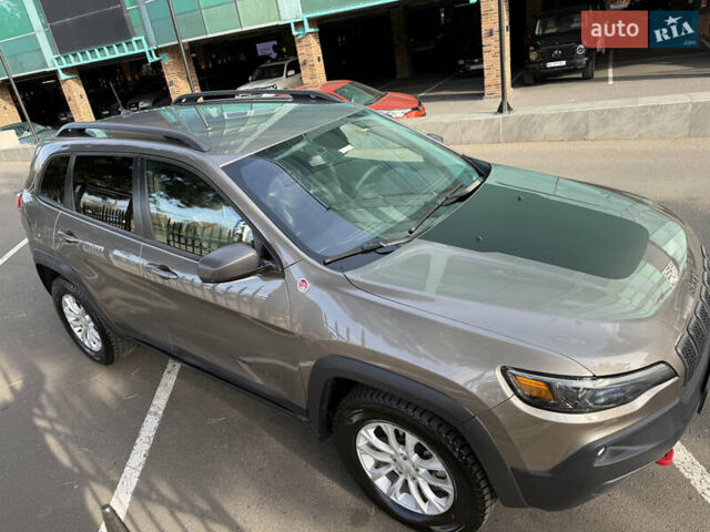 Сірий Джип Cherokee, об'ємом двигуна 3.24 л та пробігом 19 тис. км за 20900 $, фото 7 на Automoto.ua