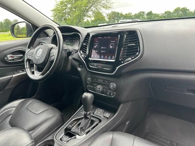 Сірий Джип Cherokee, об'ємом двигуна 3.2 л та пробігом 47 тис. км за 12000 $, фото 11 на Automoto.ua