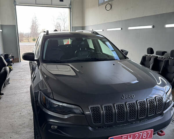 Сірий Джип Cherokee, об'ємом двигуна 0 л та пробігом 34 тис. км за 22300 $, фото 10 на Automoto.ua